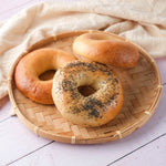 Load image into Gallery viewer, Poppy Seed Bagel (4-Pack) - Wild Breads
